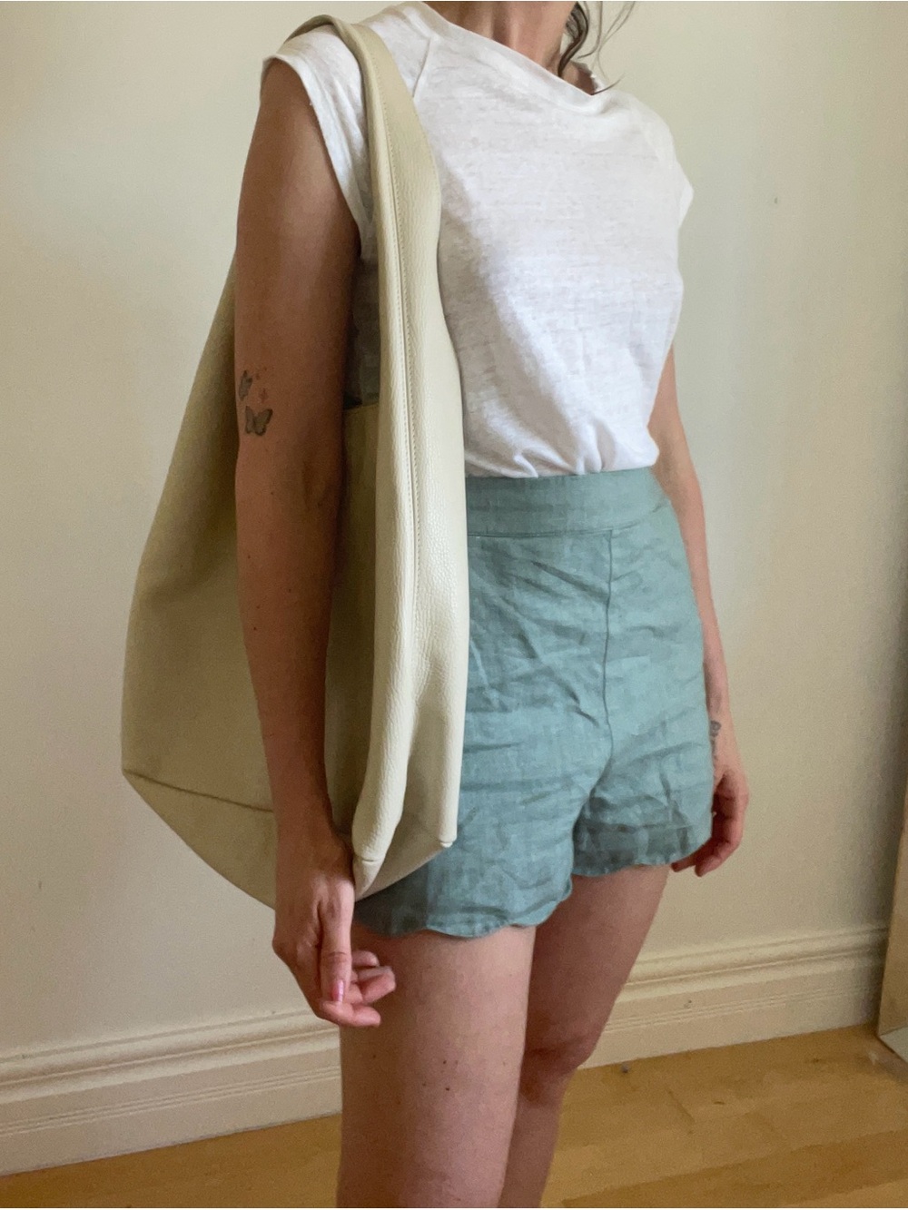 Minimalist leather Cream Shoulder Bag